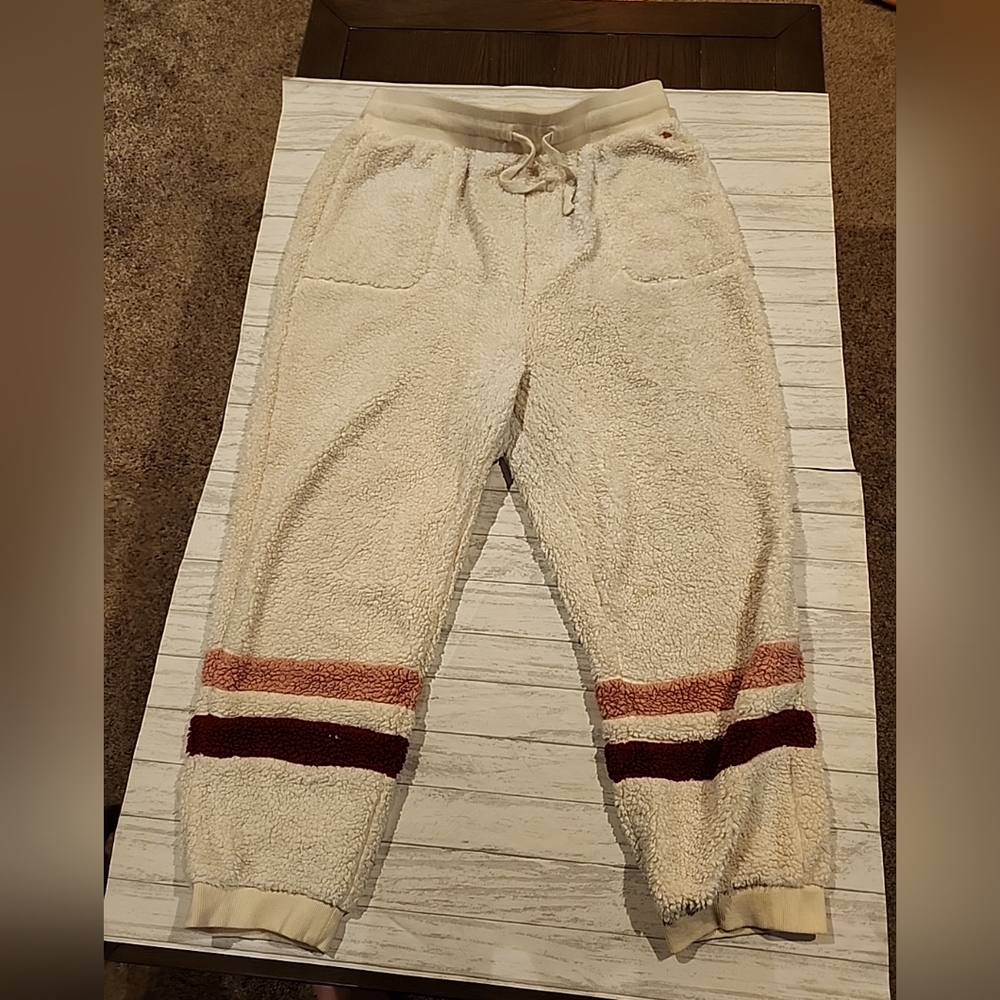 Ivory Ella Women's Fuzzy Jogger Pants Size XL White with Pink Stripes